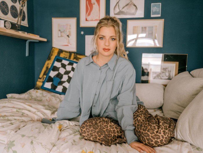 Who is Laura Larsson? All About the Internet Personality 5 Laura Larsson