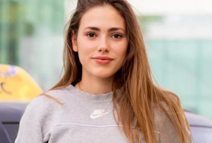 Who is Clara Fernández? All About the Internet Personality 2 Clara Fernández