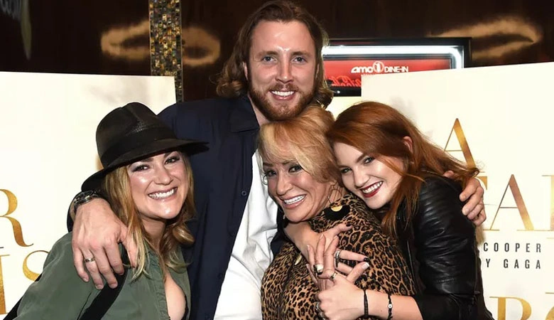 Who Is Layla LaCosta Laseter? Facts About Tanya Tucker’s Daughter 3 layla lacosta laseter