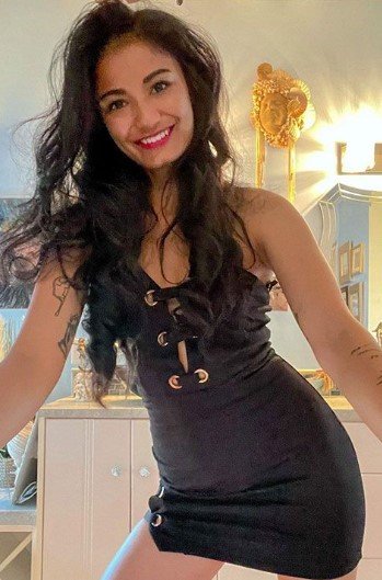 Who Is Viva Athena? All About the Rising Star & Her Journey 5 Viva Athena