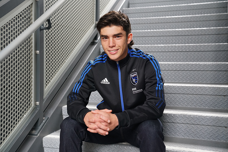 Who Is Niko Tsakiris? All About the American Soccer Player 1 niko tsakiris